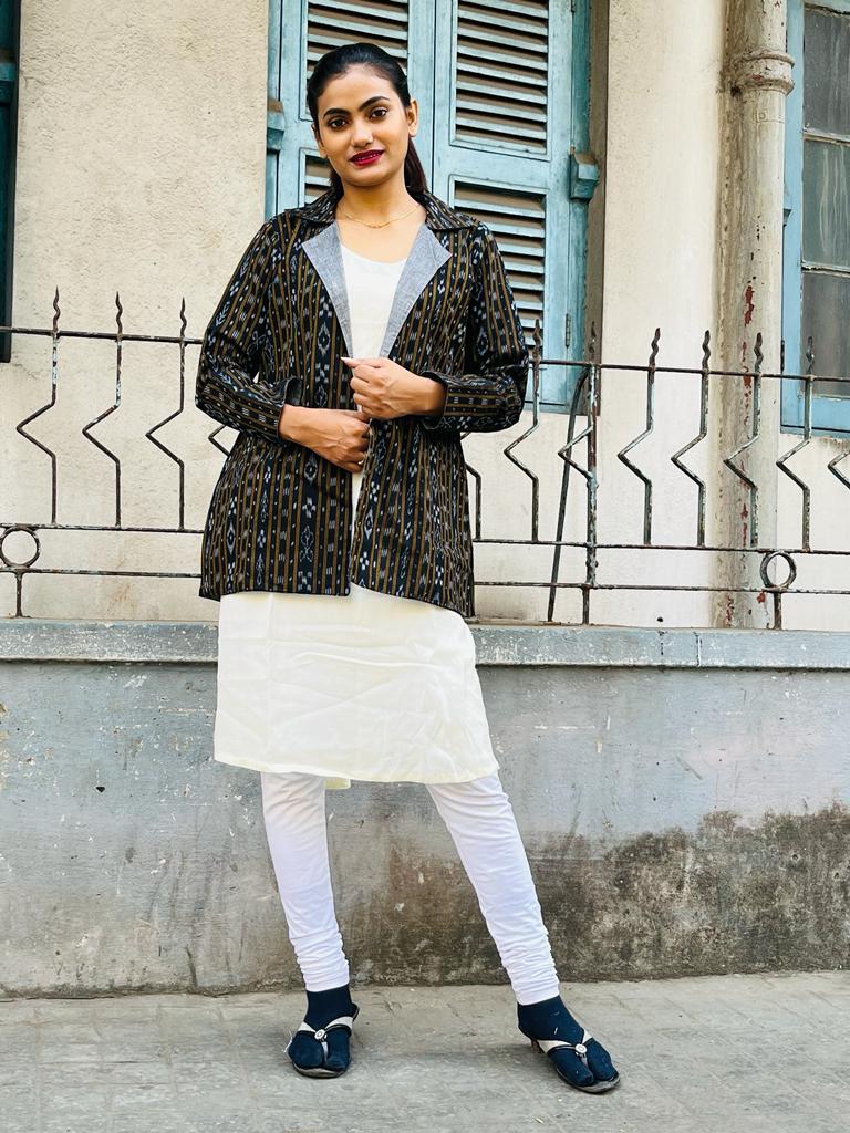Ethnic Jackets for Women | Traditional Indian Ladies Jackets Online