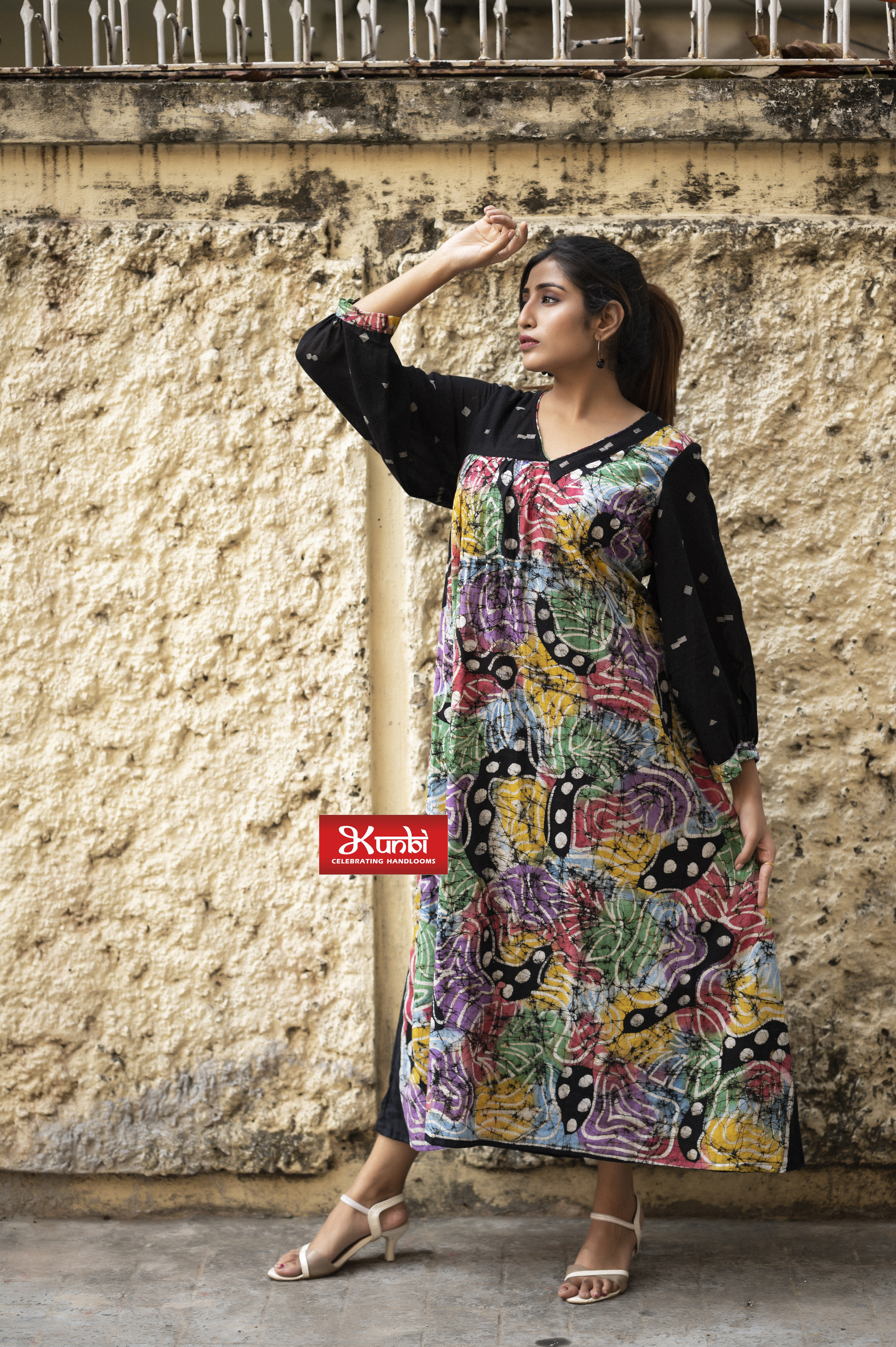 SILK kurtis leggings, Size : 38, 40, 42, 44, 46, Feature : Easy Wash at Rs  899 / Piece in Surat