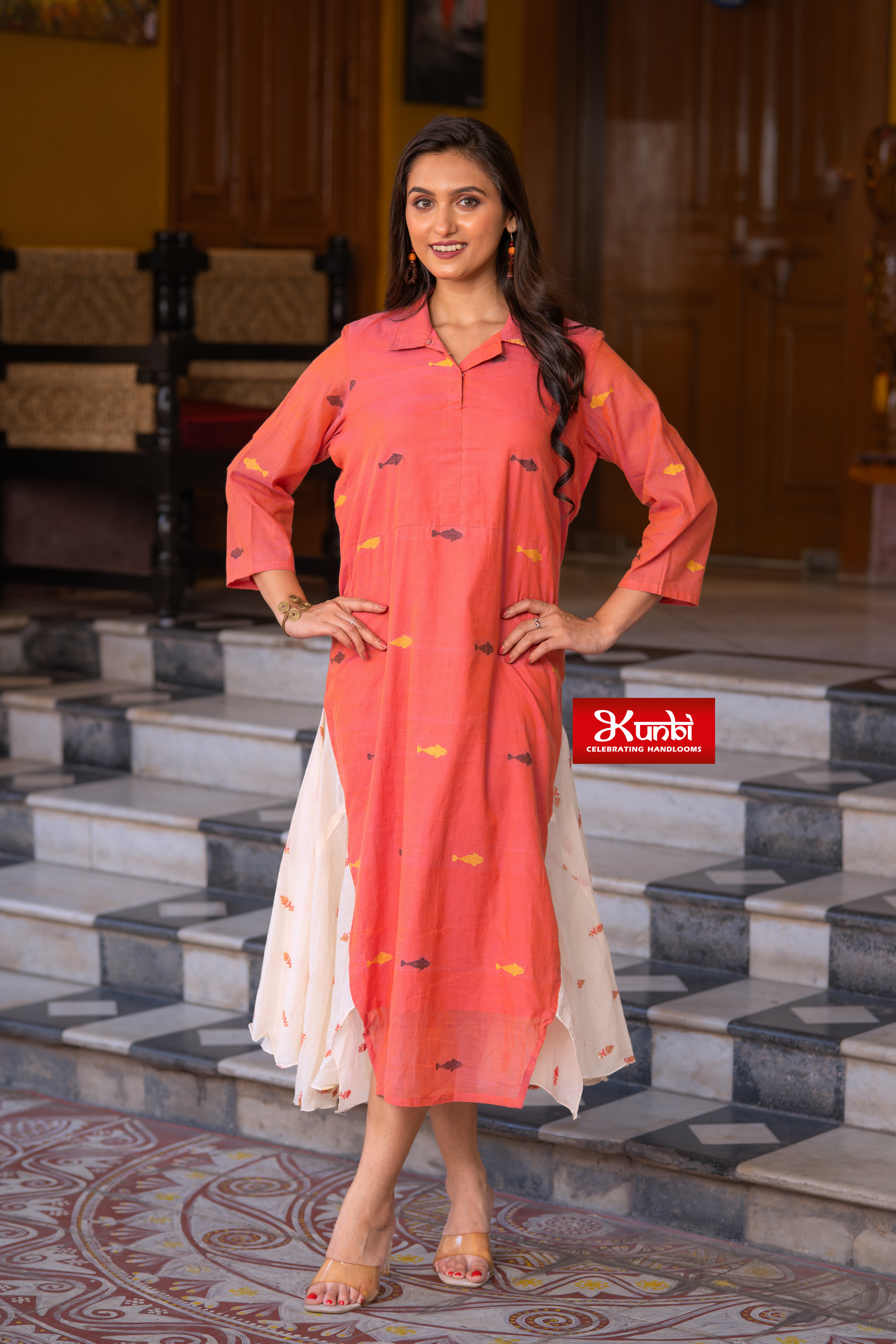 jamdani dress design HANDWOVEN JAMDANI SUIT AVAILABLE IN 2 COLORS, COTTON HANDWOVEN JAMDANI  KURTI WITH COTTON LINING ATTACHED *WOVEN JAMDANI DESIGN GIVEN ALL OVER THE  KURTI* *FULL SIZE WOVEN JAMDANI DUPATTA WITH TASSELS*